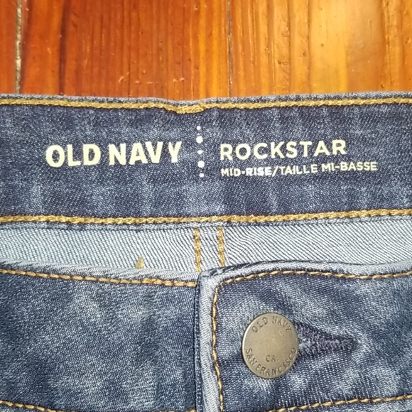 Mid-rise Stretch Jeans - Picture 4 of 5